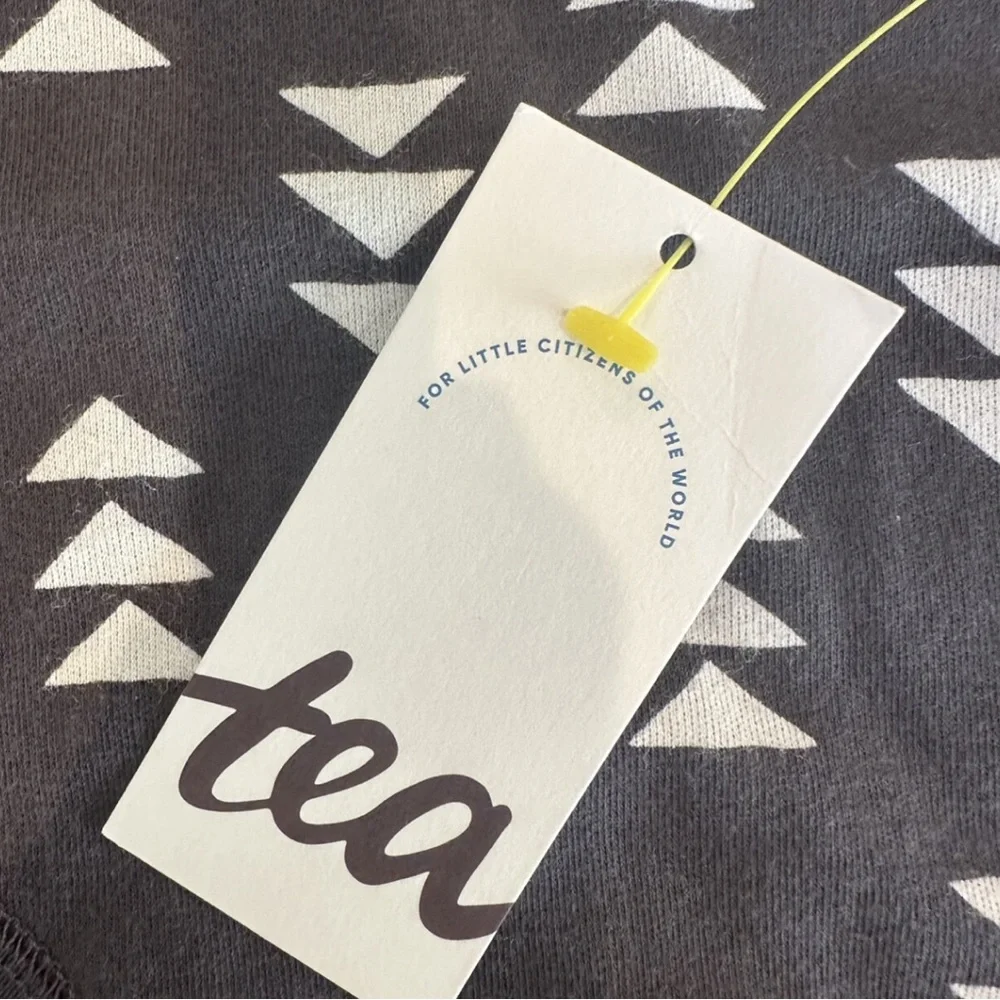 NWT Tea Collection Arrow Baby Bodysuit, Size 0-3‎ M, MSRP $20